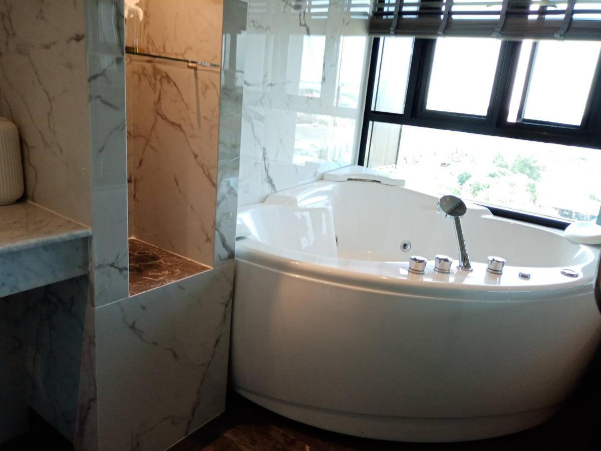 Heaven Hotel Chachoengsao Eksteriør billede